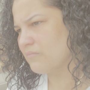 Meet your Posher, Cynthia